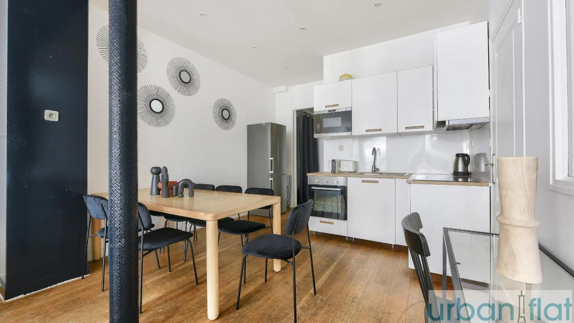 Apartment Urban Flat 34 - Beautiful 3 Bedroom Paris Louvre